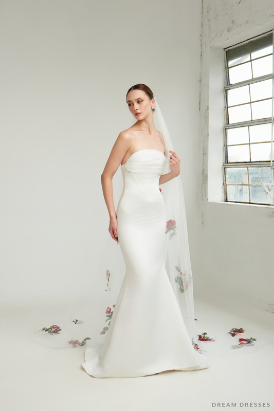 Romantic Red Rose Embroidered Veil (#JENNY) - Dream Dresses by P.M.N.
