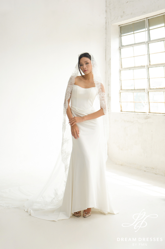 Bridal Veil with French Lace Trim (#AURELIA) - Dream Dresses by P.M.N.