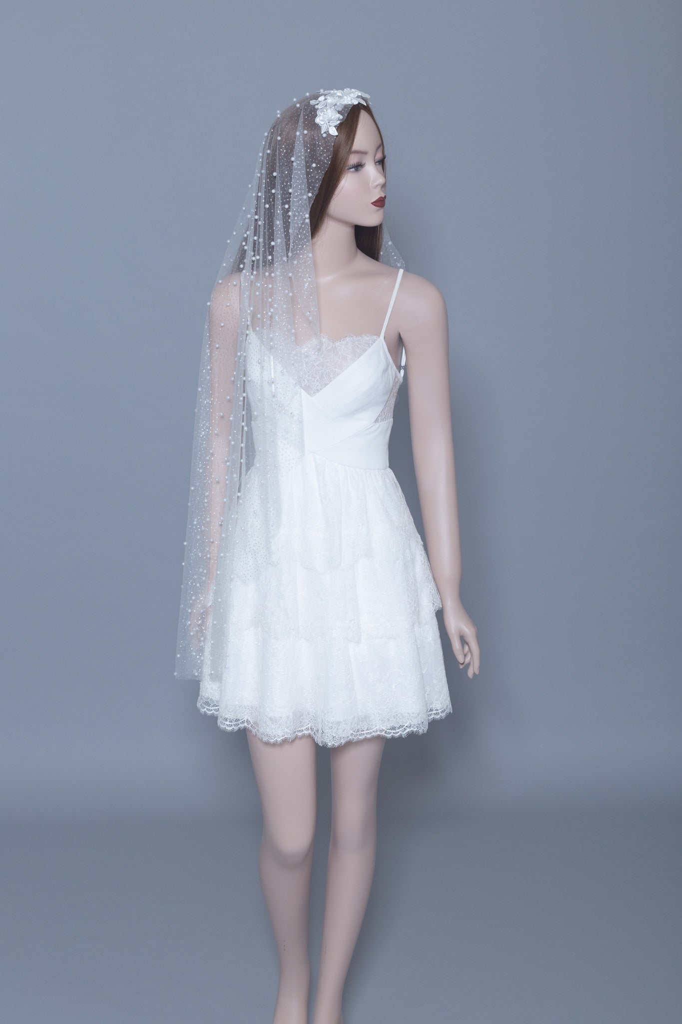 Fingertip Pearls Veil (#Callista) - Dream Dresses by P.M.N
- 1
