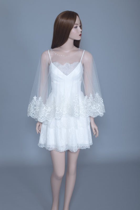Lace Bridal Cape (#Leora) - Dream Dresses by P.M.N
- 1
