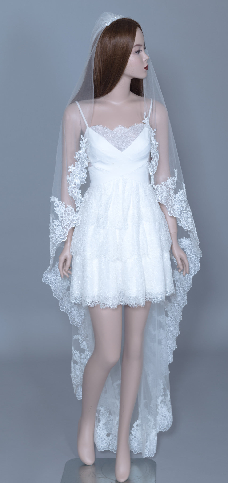 Lace Wedding Veil (#Helia) - Dream Dresses by P.M.N
- 1