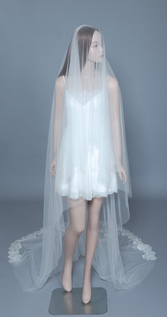 Cathedral Wedding Veil (#Chloris) - Dream Dresses by P.M.N
- 1