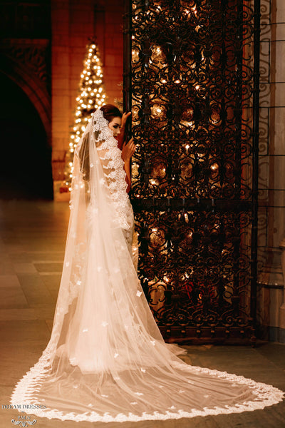 Cathedral Wedding Veil (#Izia) Cathedral Wedding Veil (#Izia)