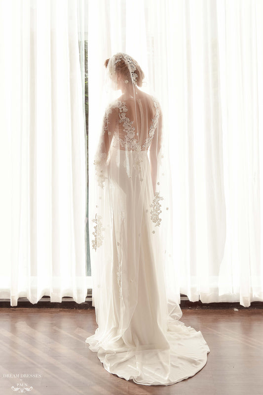 Lace Applique Bridal Veil (#Mabry) - Dream Dresses by P.M.N.