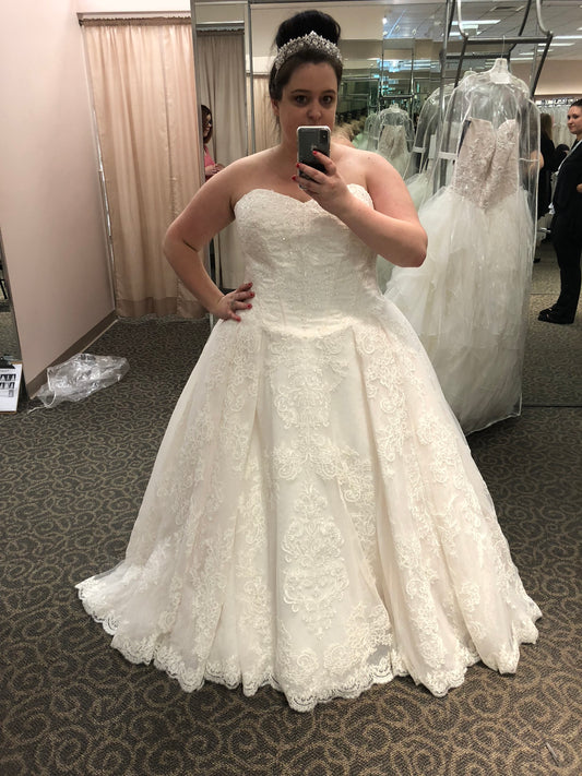 Custom Black Gown for Caitlin Fryer - Dream Dresses by P.M.N.