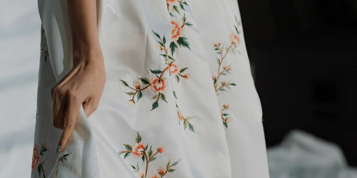 What to Do If Your Wedding Dress Arrives Late or Needs Alterations?