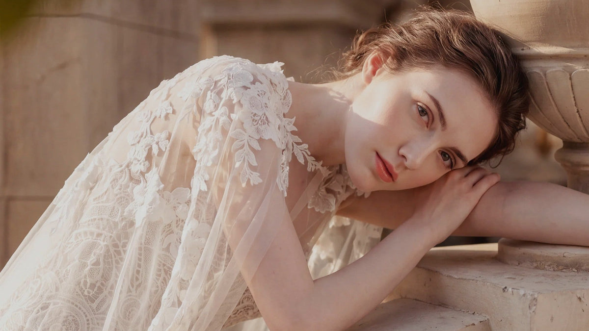 What Is a Cathedral Veil? Lengths, Styles & Expert Tips for 2026