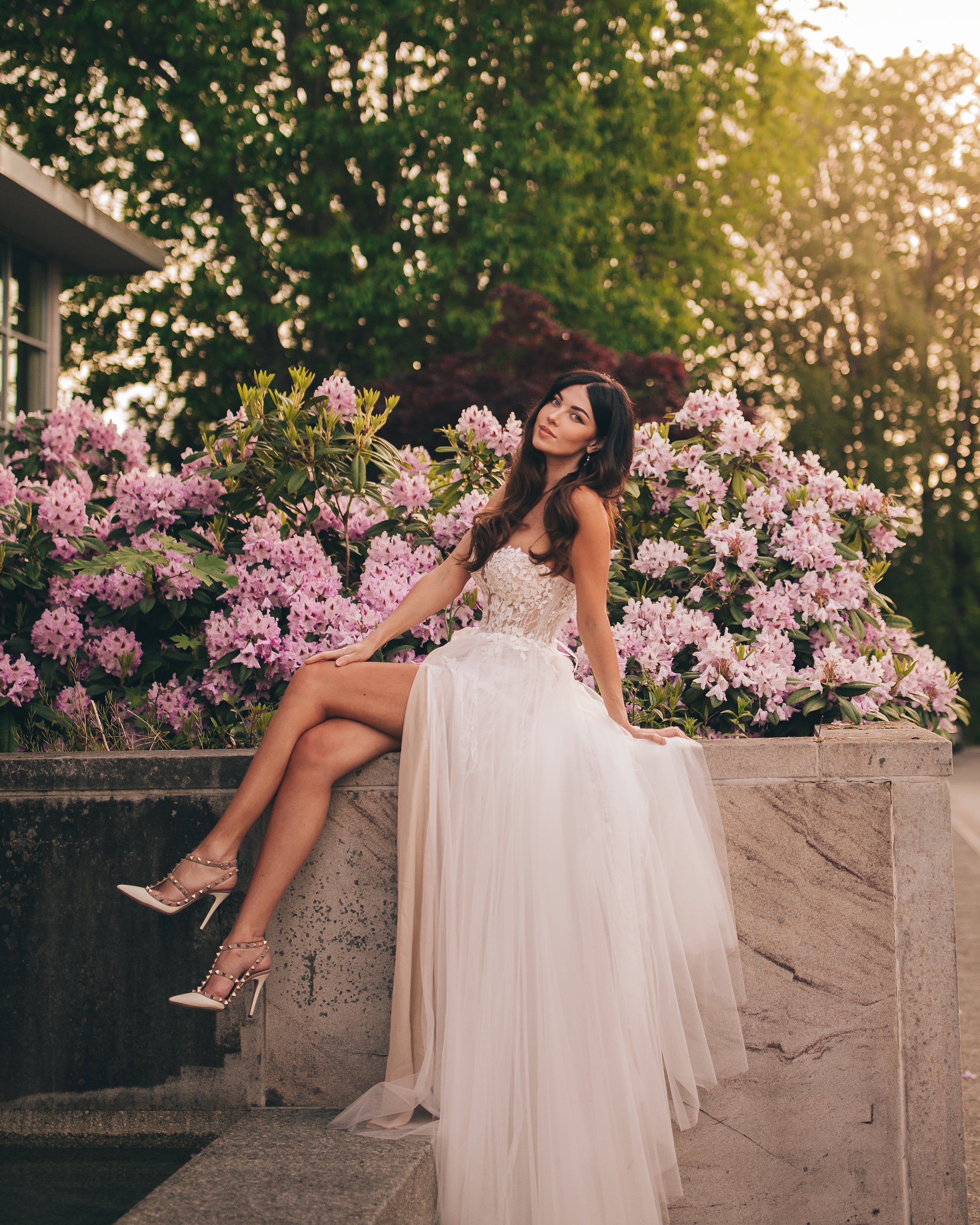 FIVE FALL WEDDING DRESS IDEAS