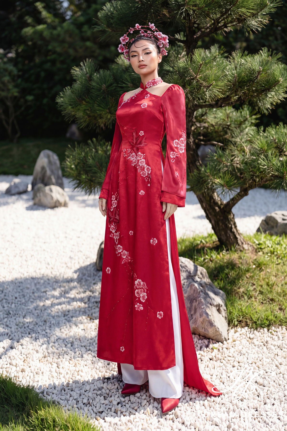 Red Modern Bridal Ao Dai (#NINH) - Dream Dresses by P.M.N.