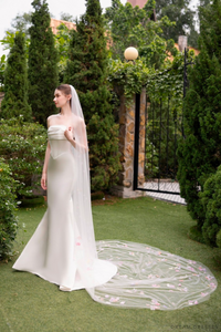 Bridal Veil with 3D Flowers (#ESIYA) - Dream Dresses by P.M.N.