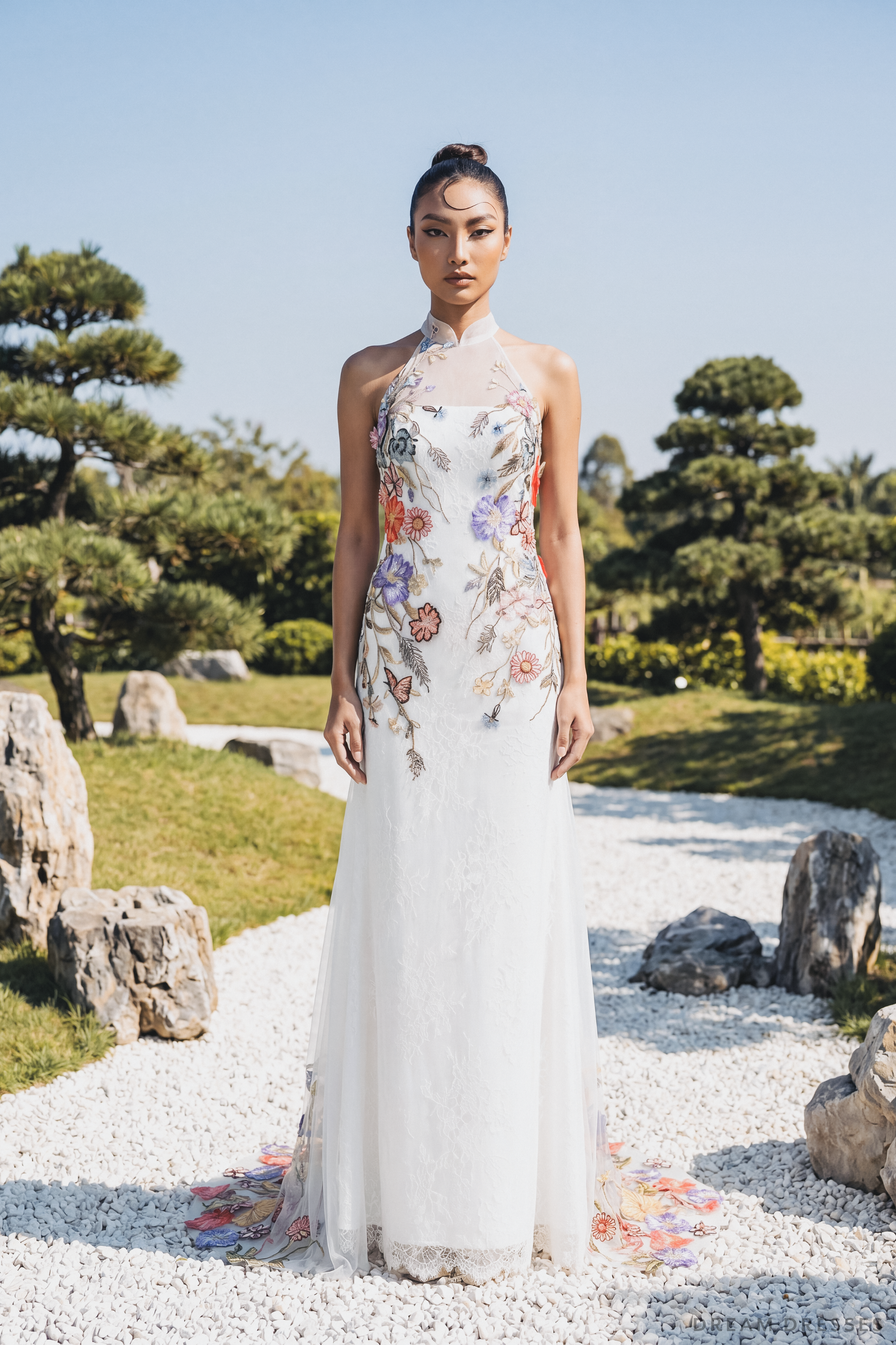 Modern Cheongsam-Inspired Bridal | Couture Lace Modern Cheongsam Bridal Dress (#YAO)