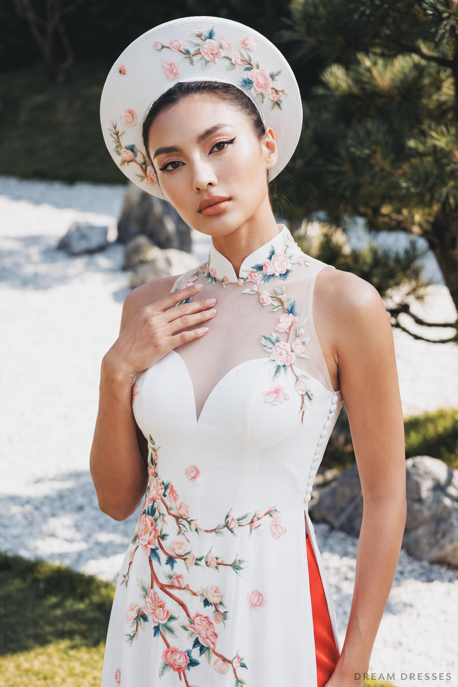 Cheongsam-Inspired Ao Dai | Ivory Silk Ao Dai with Embroidery (#YUE) - Dream Dresses by P.M.N.