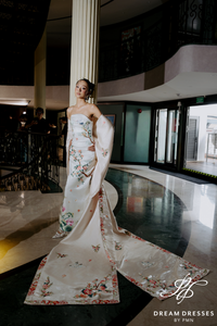 Asian-Inspired Strapless Wedding Dress (#LIENHOA)