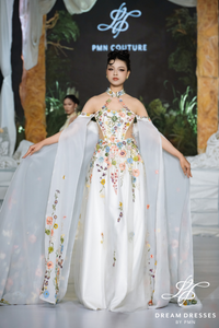 Light Ivory Wedding Dress with High Fashion Cape (#MEILAN)