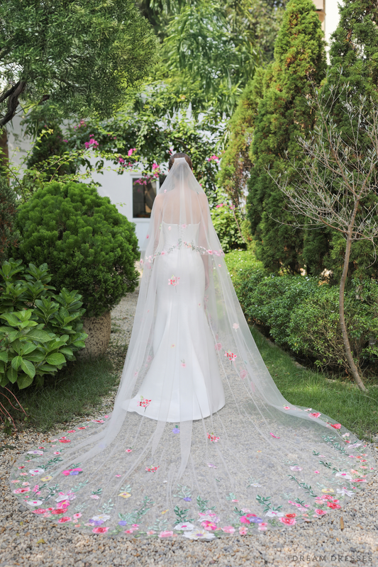 Drop Veil with Colorful Floral Lace (#EMMA) - Dream Dresses by P.M.N.