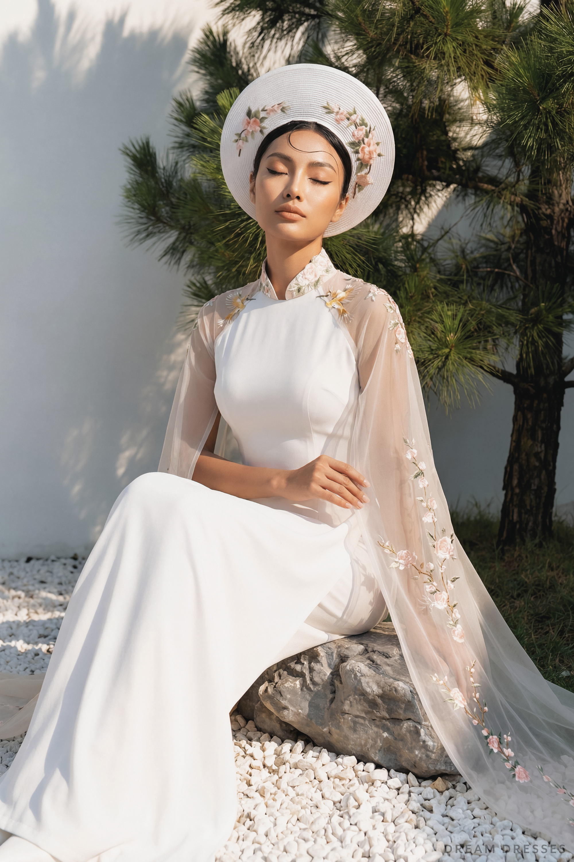 White Ao Dai Hat | Vietnamese Bridal Hat (#MYA)