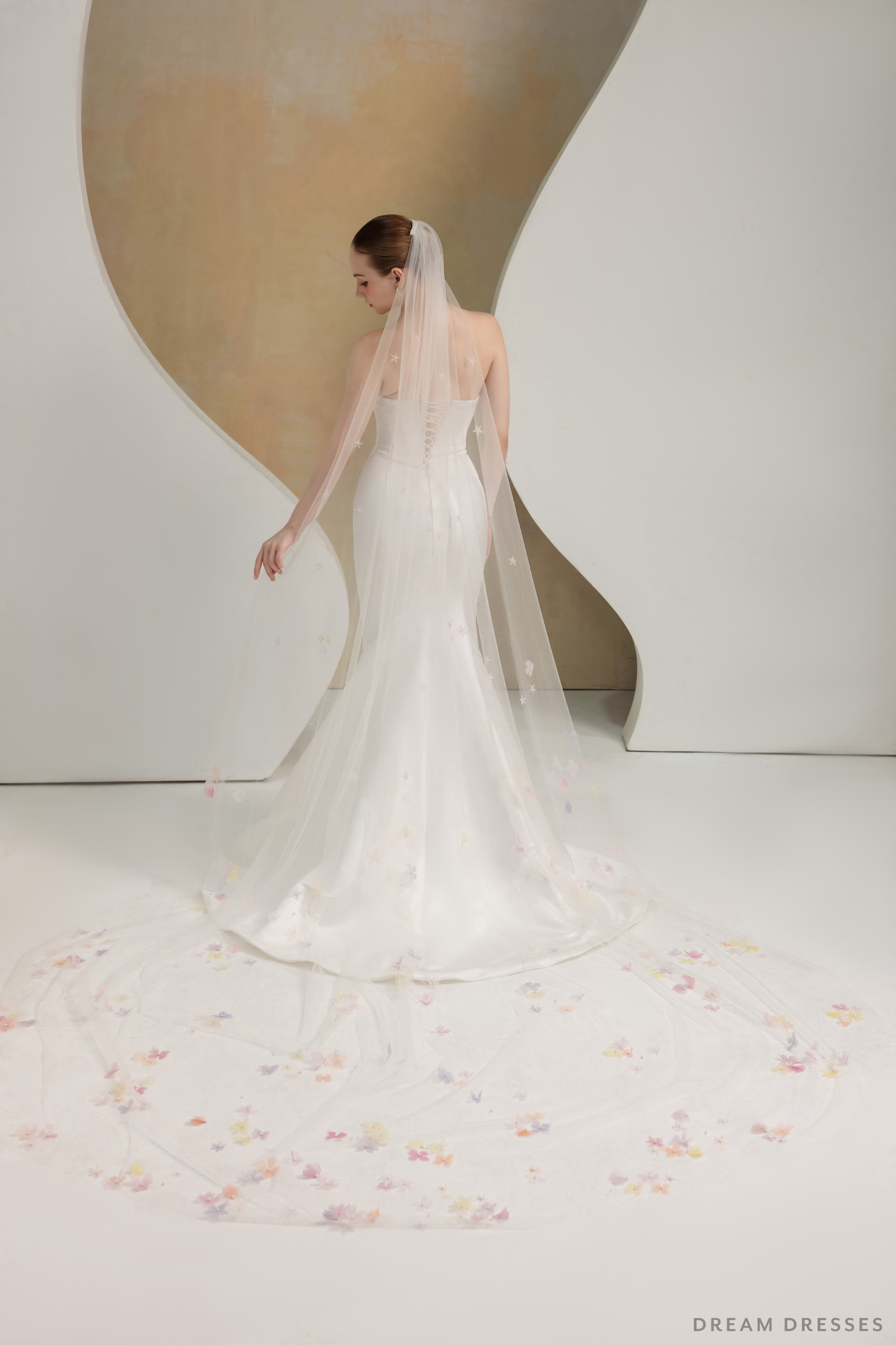 Bridal Veil with 3D Flowers (#ESIYA) - Dream Dresses by P.M.N.