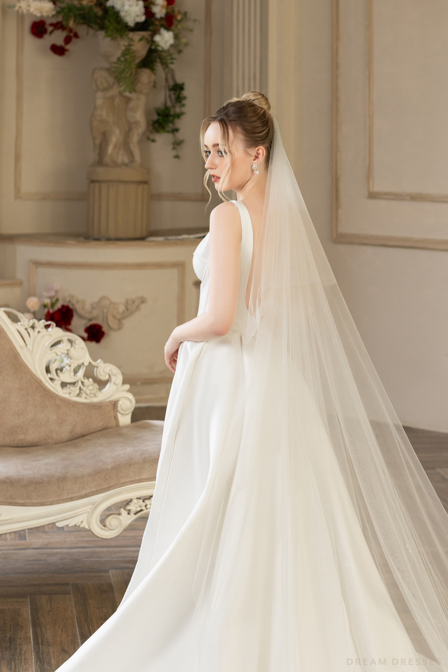 Couture Bridal Veil with Floral Lace (#DIANDRA) - Dream Dresses by P.M.N.
