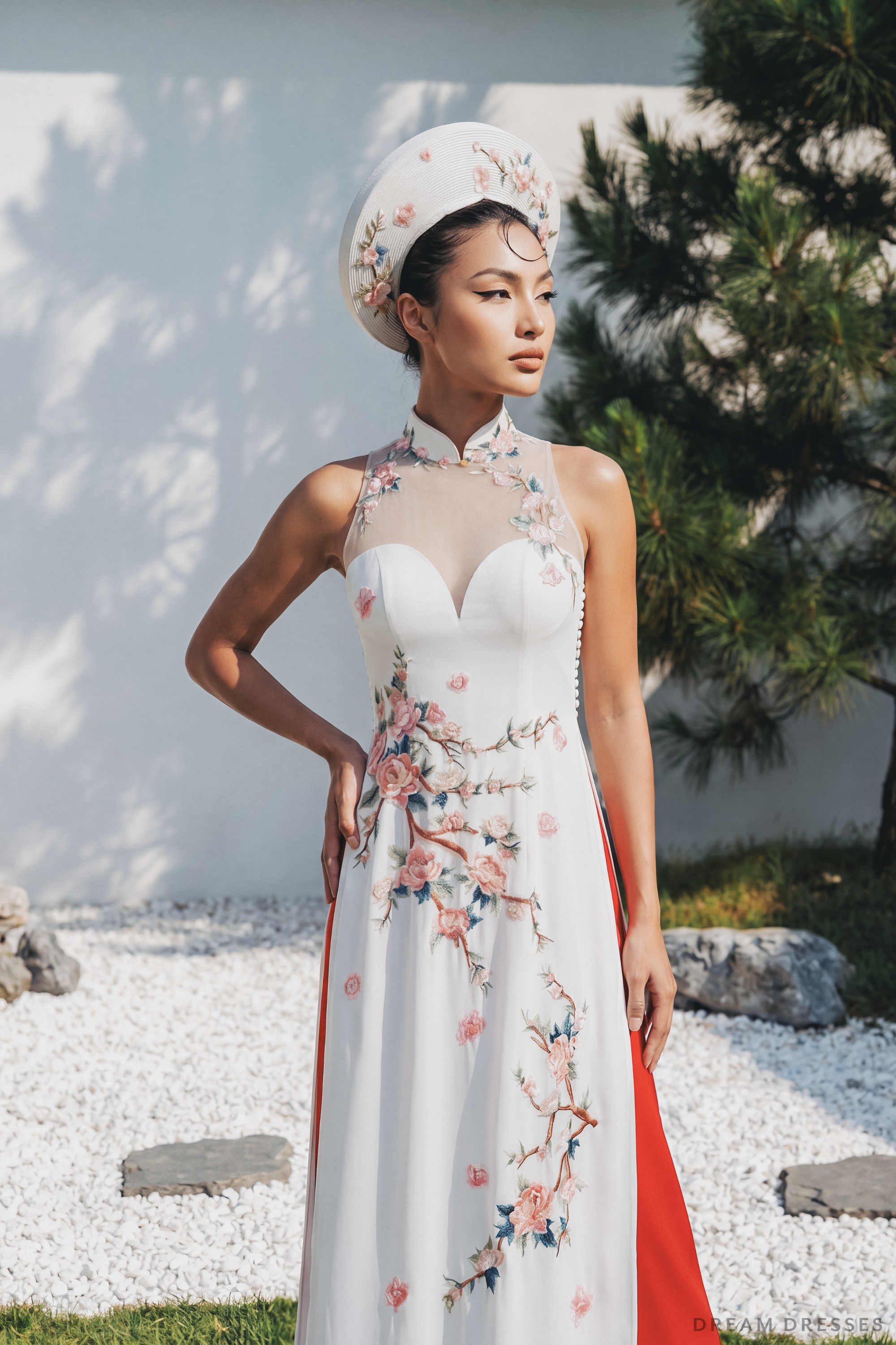 Cheongsam-Inspired Ao Dai | Ivory Silk Ao Dai with Embroidery (#YUE)