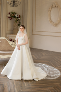 Bridal Drop Veil with Lace (#LAVANDE) - Dream Dresses by P.M.N.