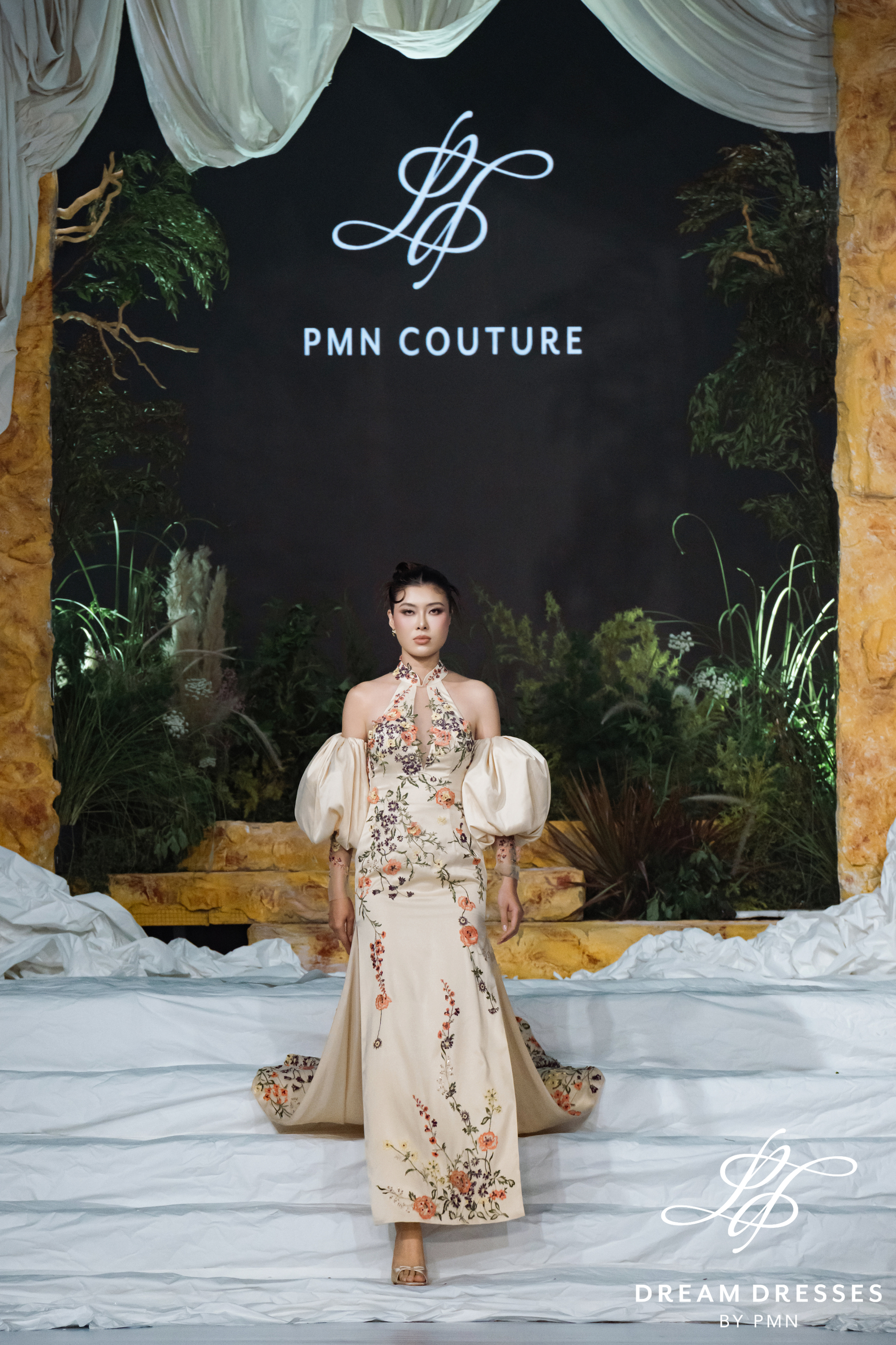 Ivory Chinese Cheongsam wedding dress (#JINYU)