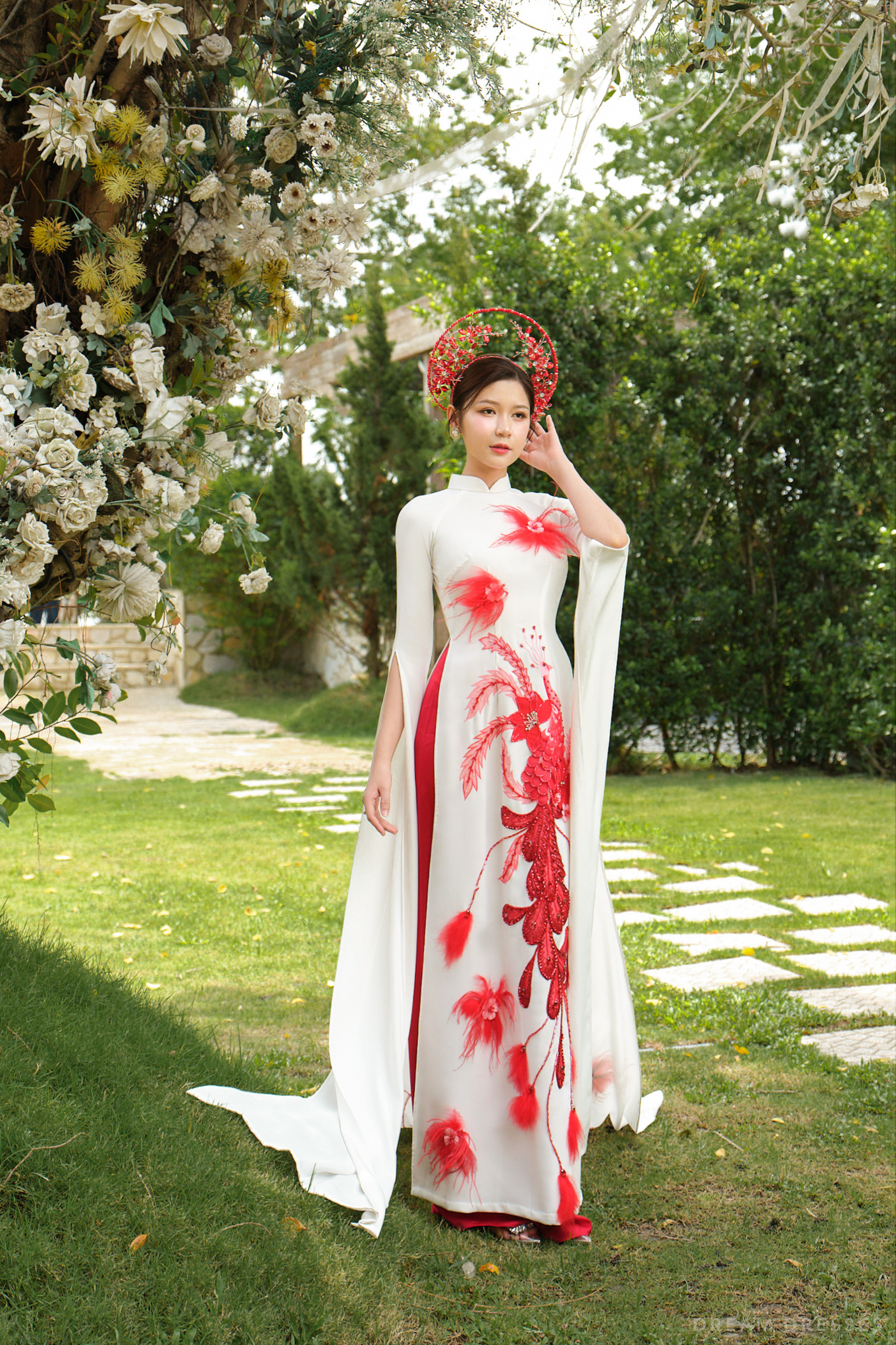 White Bridal Ao Dai | Modern Vietnamese Bridal Dress with Handmade Embellishments (#LAMIE)