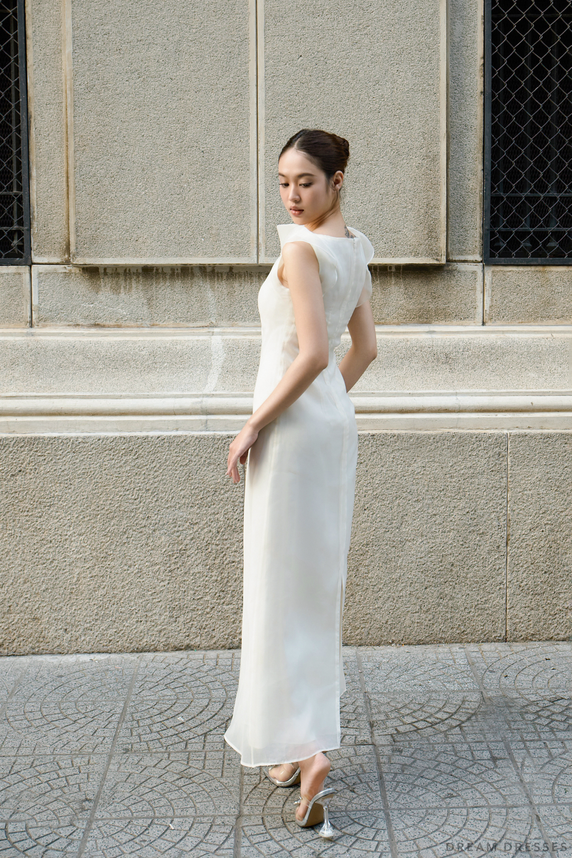 Minimalist Organza Bridal Dress (#HELENA)