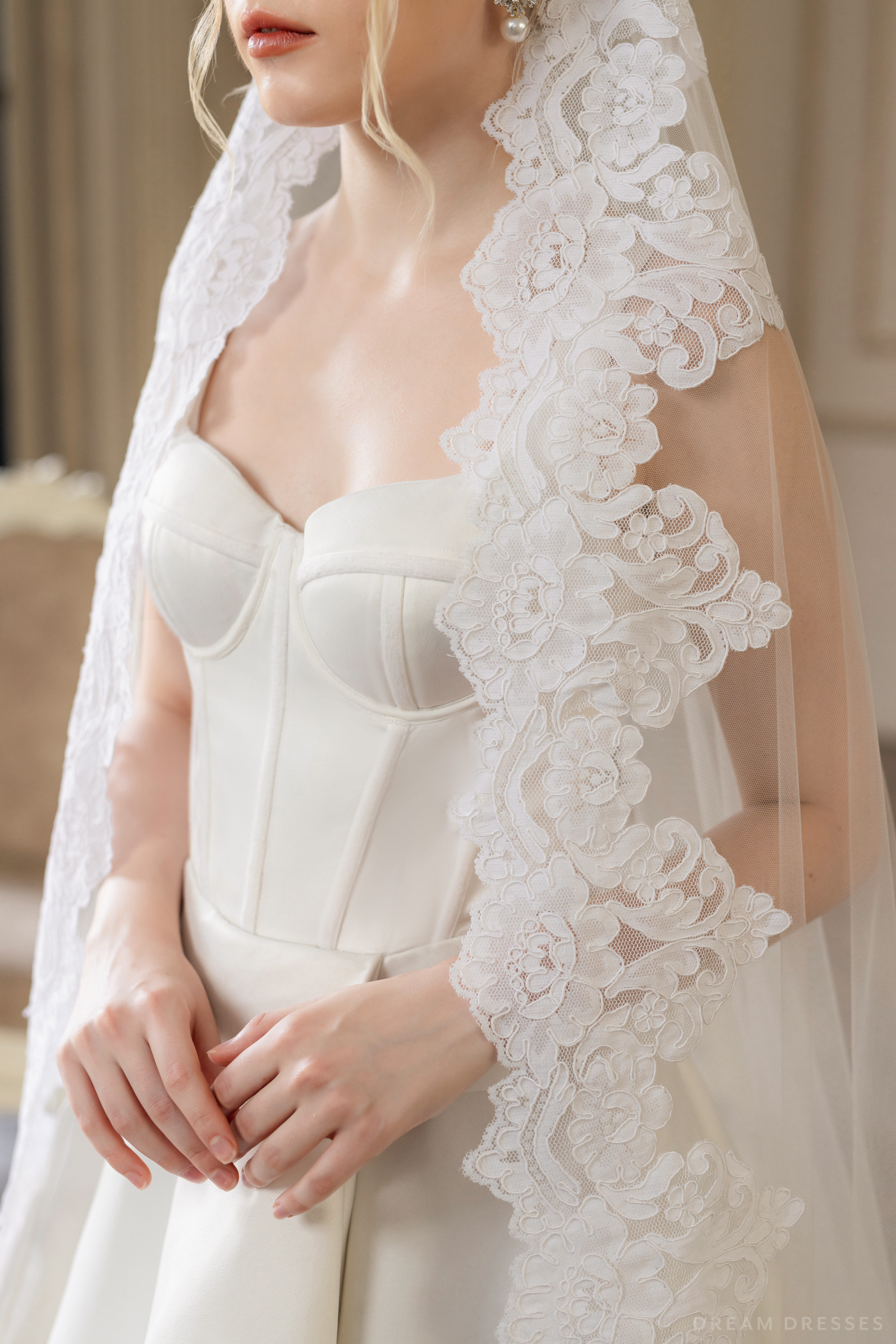 Mantilla Cathedral Wedding Veil (#JULEEN) - Dream Dresses by P.M.N.