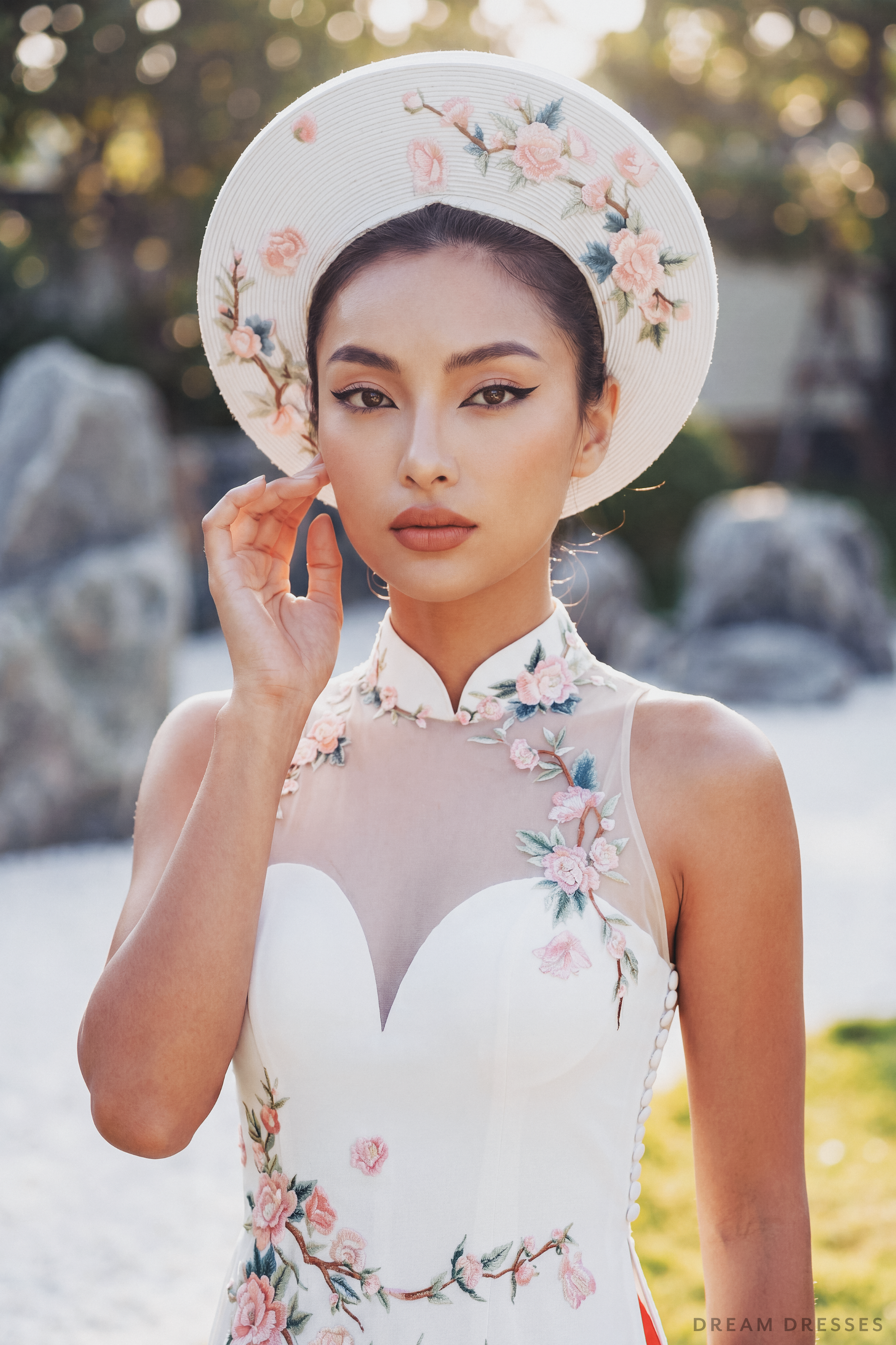 Cheongsam-Inspired Ao Dai | Ivory Silk Ao Dai with Embroidery (#YUE) - Dream Dresses by P.M.N.