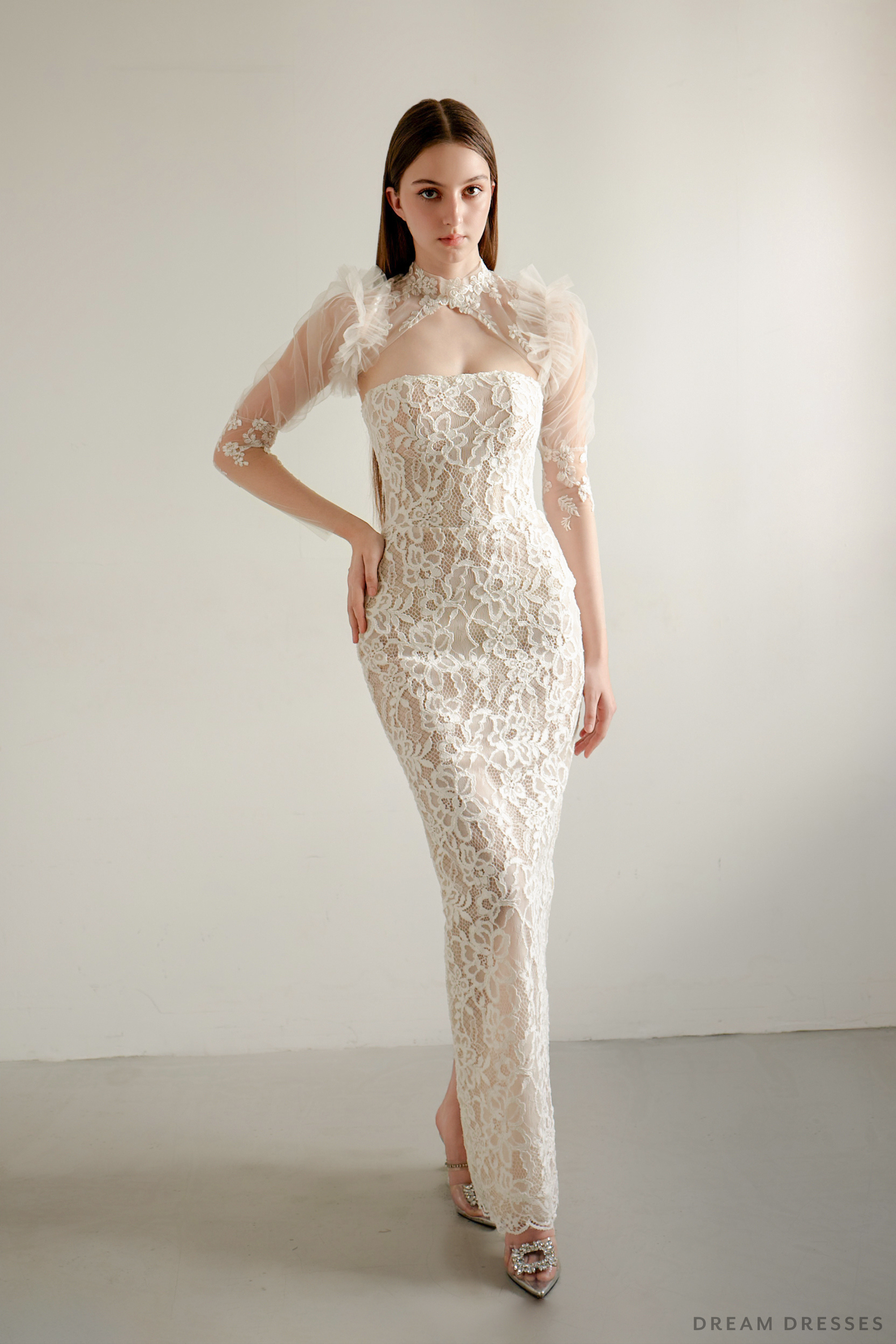DreamDress By PMN Anne Wedding Cape Ruffles Shoulder High Neck Couture Lace Long Sleeves | Size: 4 DreamDress By PMN Anne Wedding Cape Ruffles Shoulder High Neck Couture Lace Long Sleeves | Size: 4