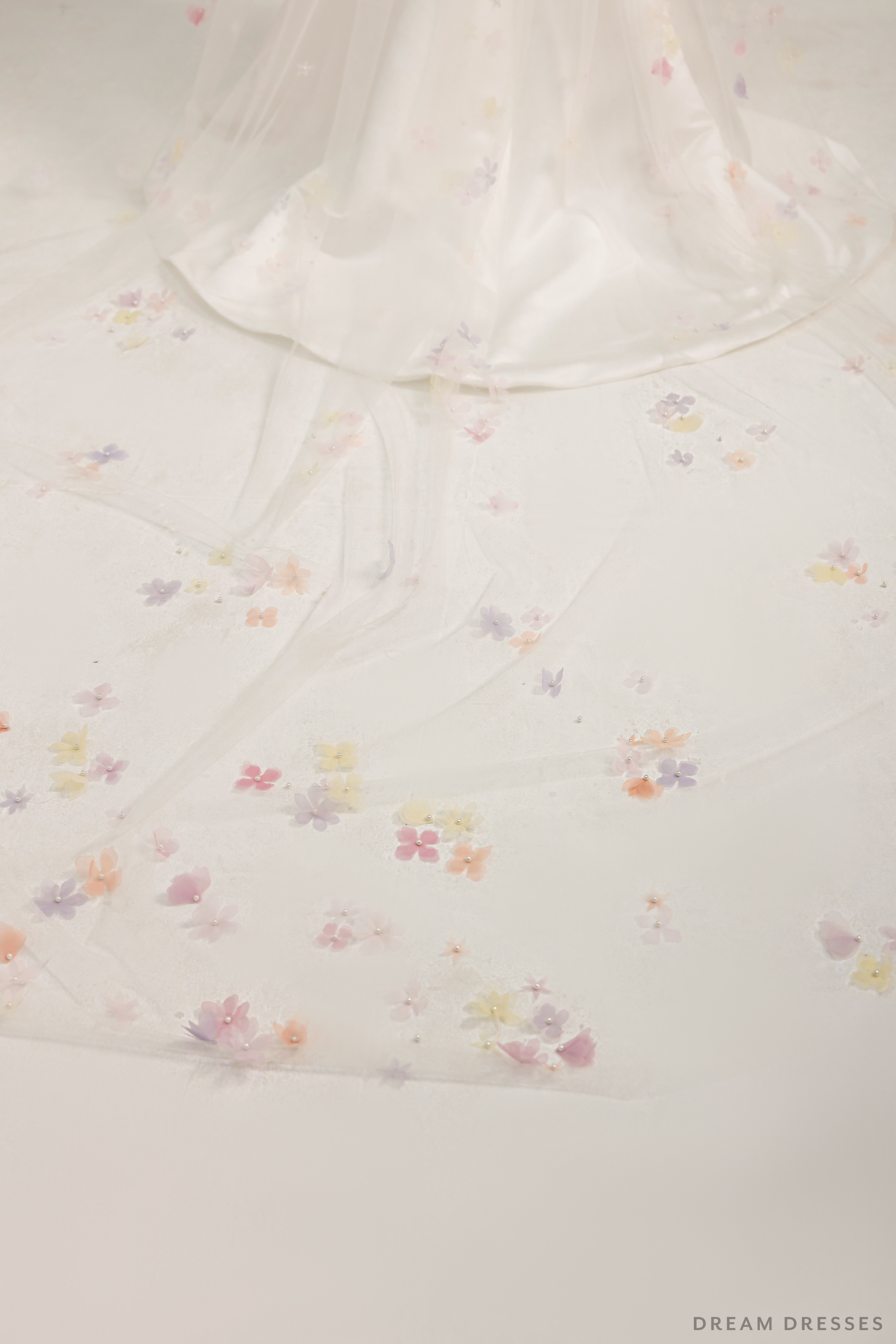 Bridal Veil with 3D Flowers (#ESIYA) - Dream Dresses by P.M.N.
