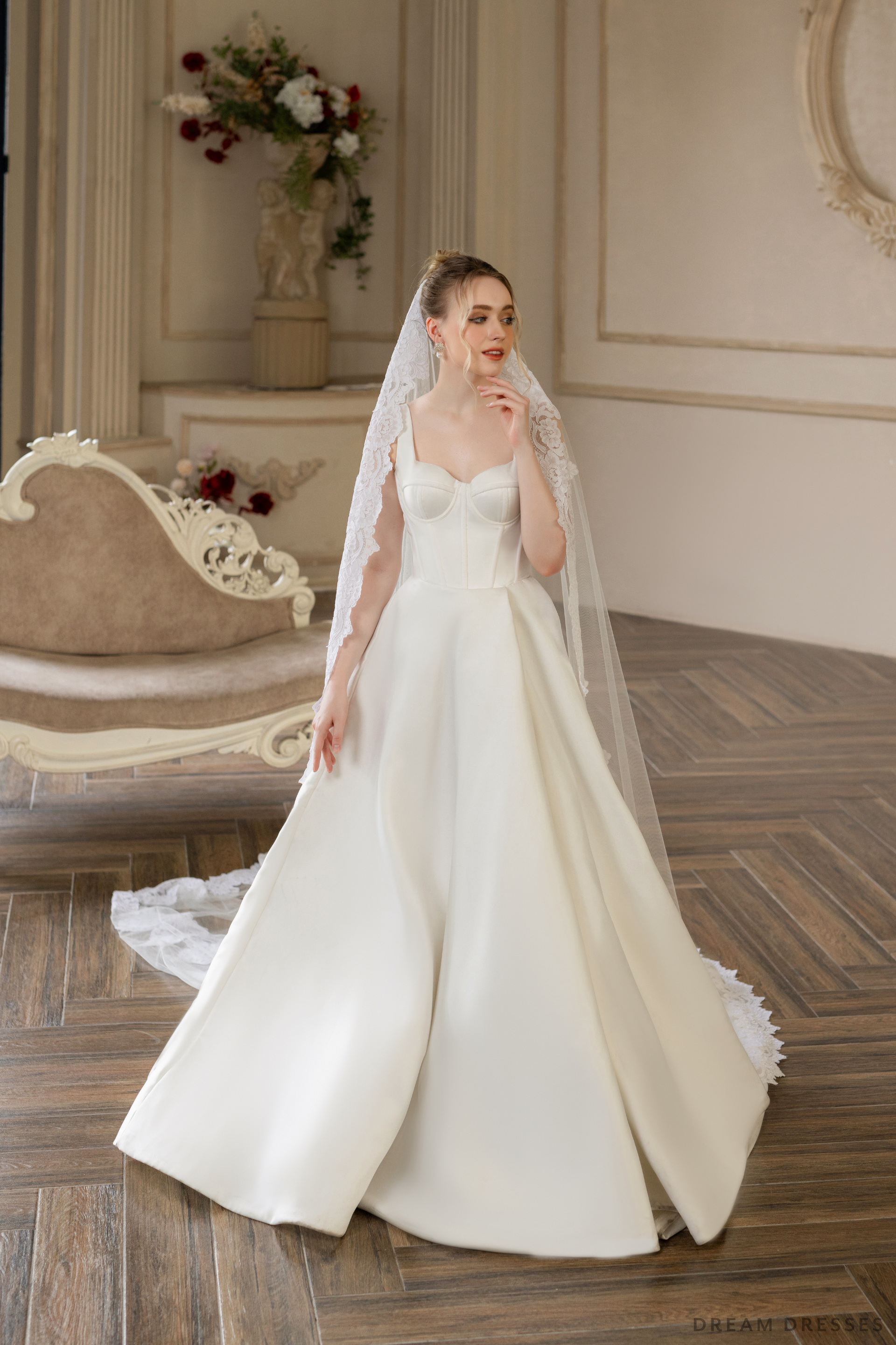 Mantilla Cathedral Wedding Veil (#JULEEN) - Dream Dresses by P.M.N.