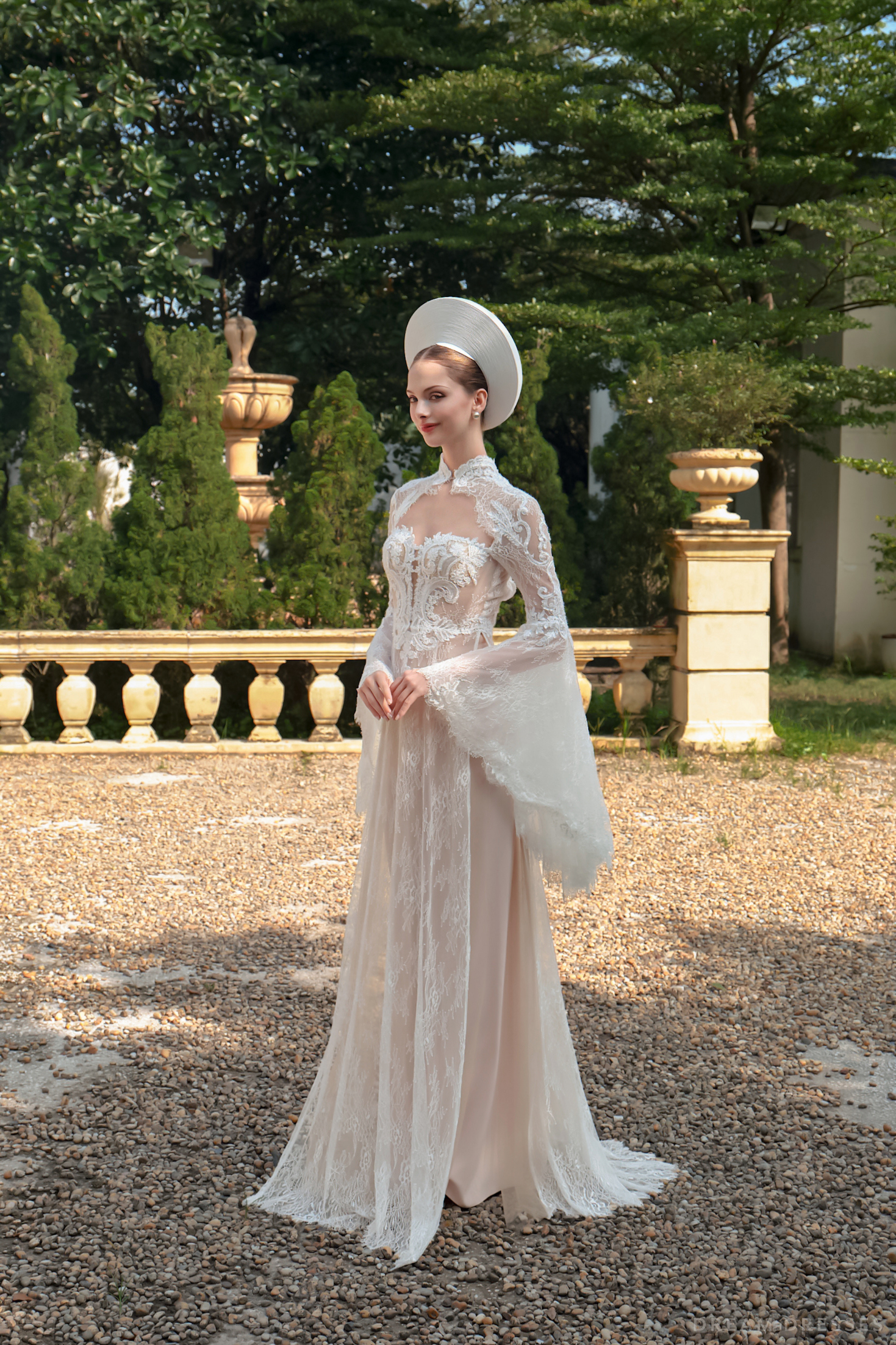 DreamDress By PMN Rubina Ao Dai Inspired White Wedding Dress Gown Illusion Bolero Neckline Open Back Corset Couture French Lace Chapel | Size: 10 DreamDress By PMN Rubina Ao Dai Inspired White Wedding Dress Gown Illusion Bolero Neckline Open Back Corset Couture French Lace Chapel | Size: 10