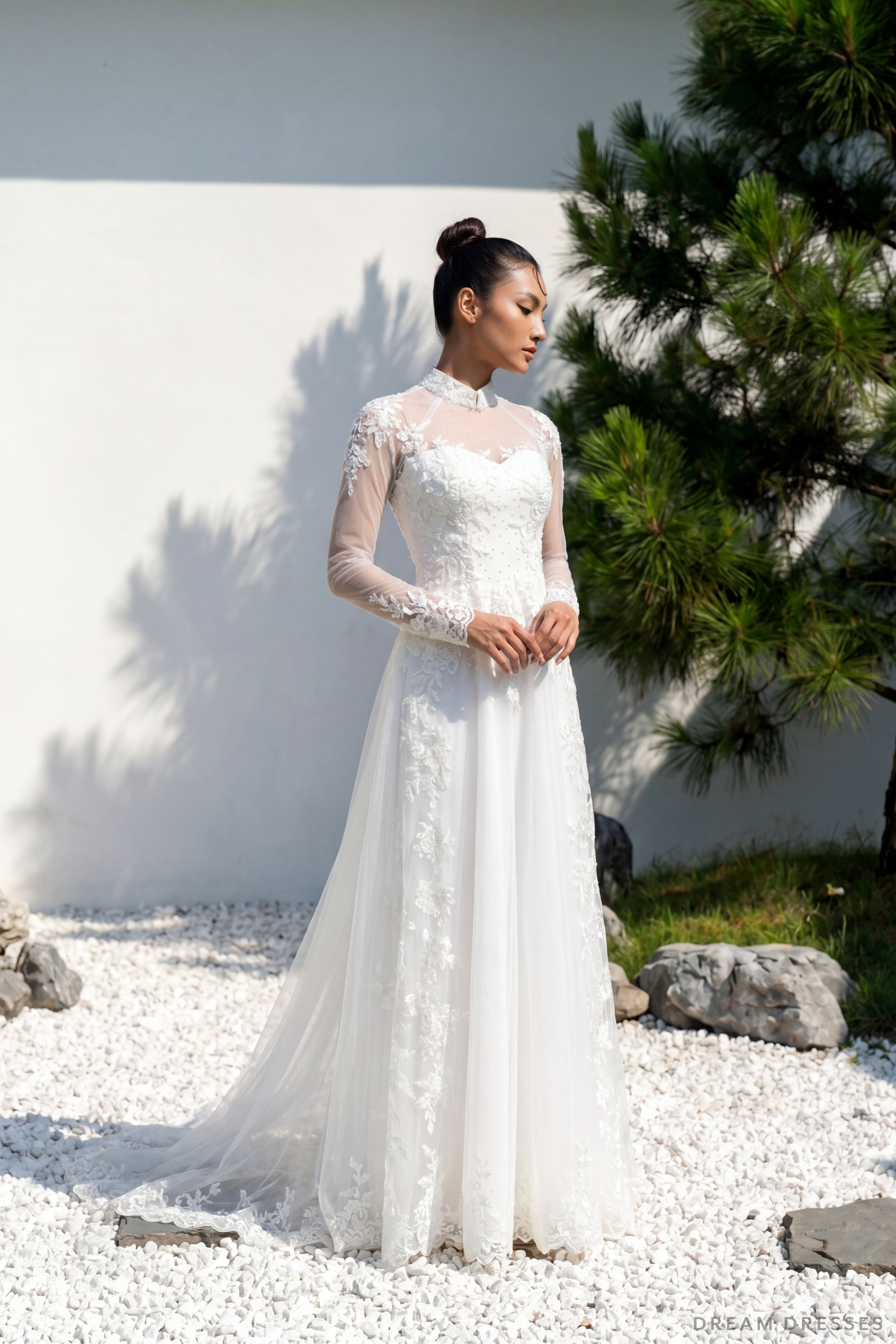 White Bridal Ao Dai | Modern Vietnamese Bridal Dress (#LING) - Dream Dresses by P.M.N.