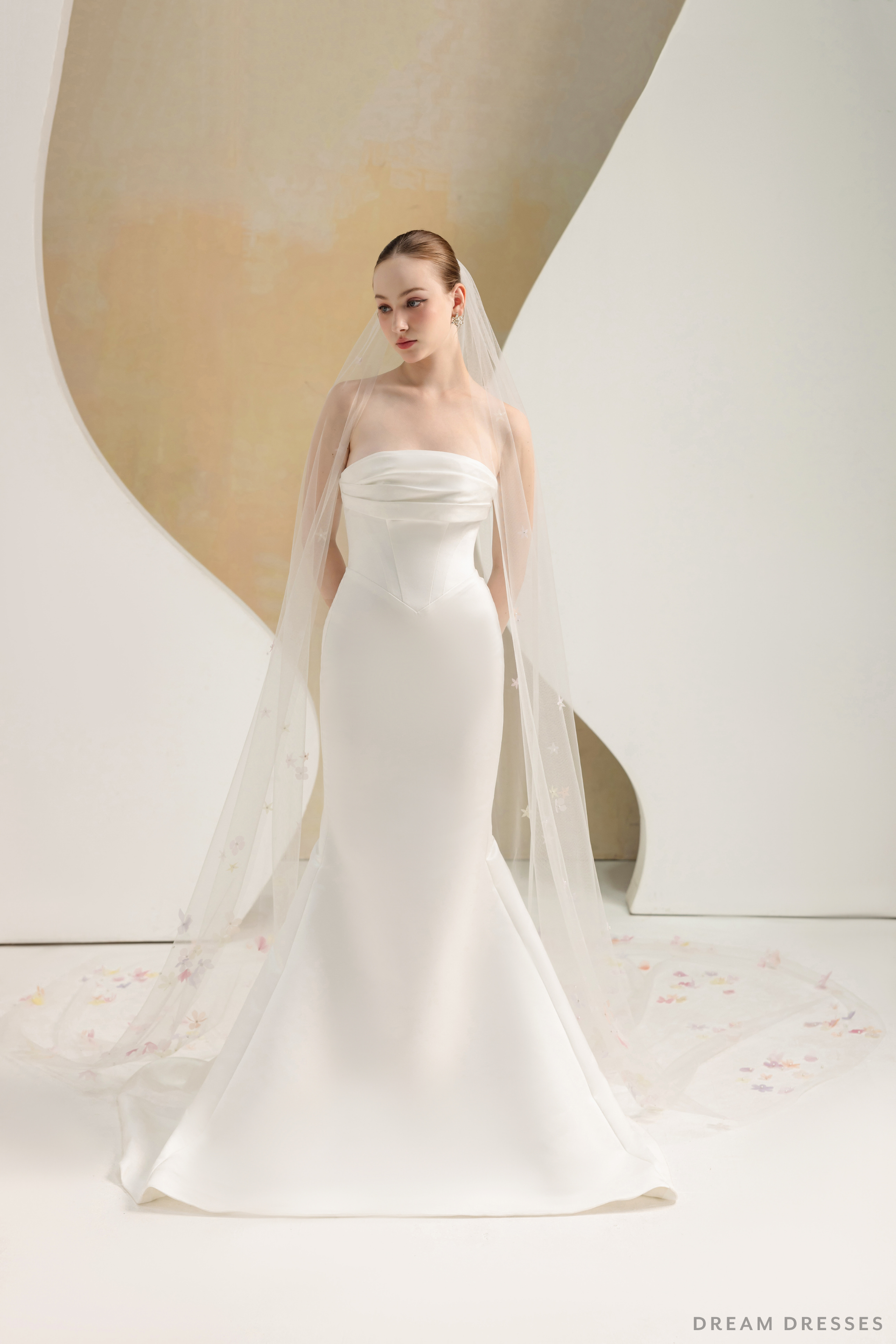 Bridal Veil with 3D Flowers (#ESIYA) - Dream Dresses by P.M.N.