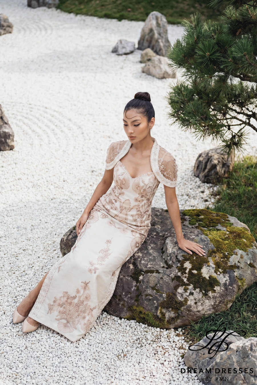 Modern Cheongsam-Inspired Bridal Gown (#YUN) - Dream Dresses by P.M.N.