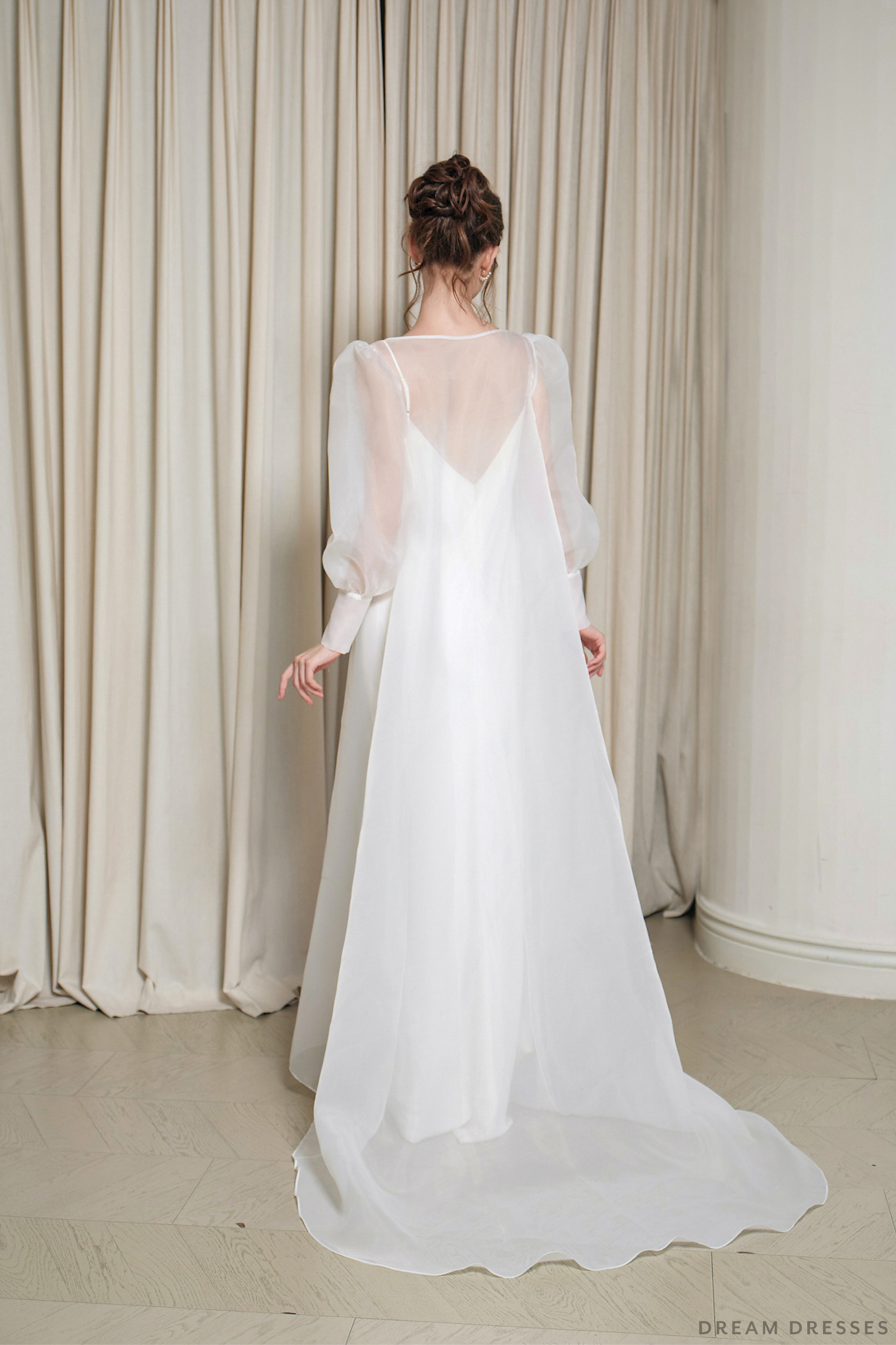 DreamDress By PMN Esma Squared Neck Overlay Wedding Dress Gown V-Neck Spaghetti Strap Slip Balloon Chapel Train | Size: 24