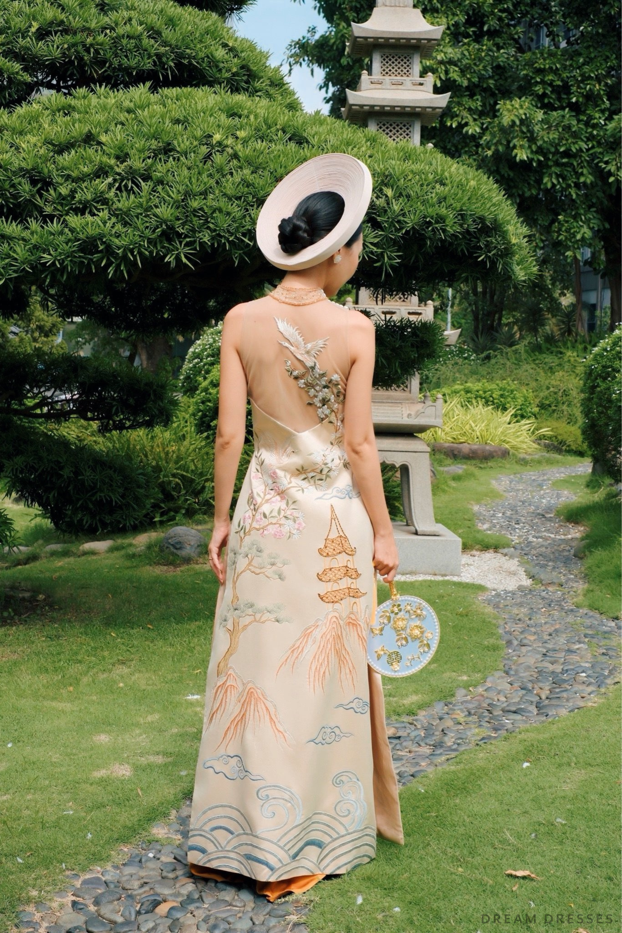 Champagne Bridal Embroidery Ao Dai | Modern Vietnamese Bridal Dress (#MEILYN)
