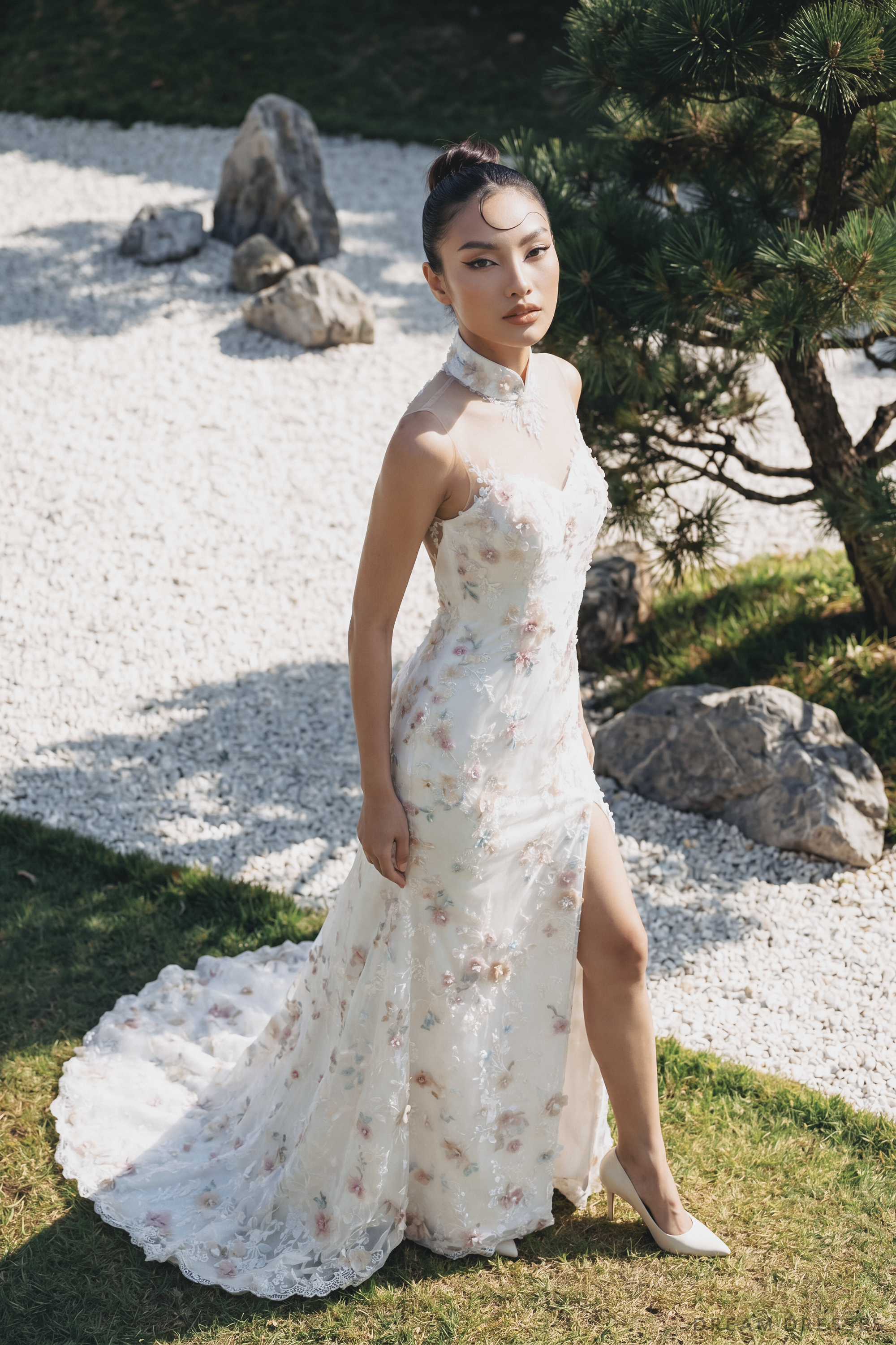 Bridal Cheongsam | Couture Lace Modern Cheongsam Bridal Dress (#ZARIA)