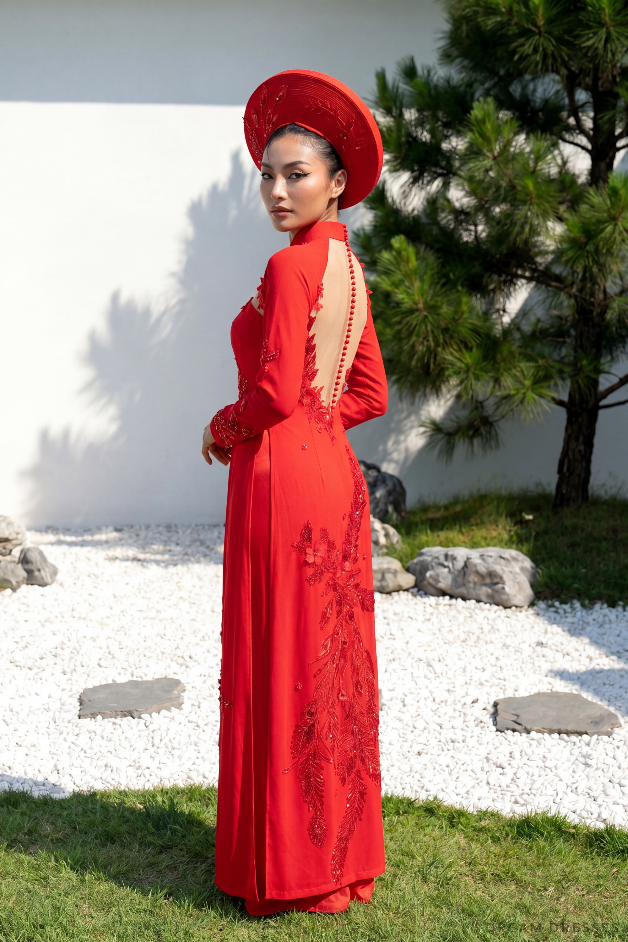Red Bridal Ao Dai | Modern Vietnamese Bridal Dress (#AYLIN)