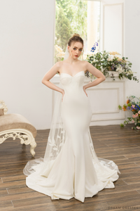 Floral Lace Wedding Veil (#AMABELLA) - Dream Dresses by P.M.N.