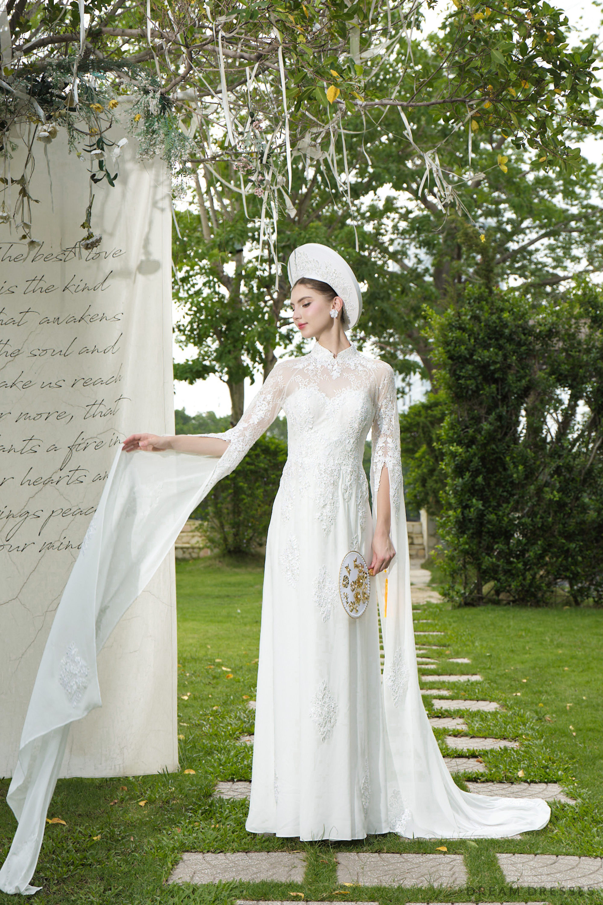 White Bridal Ao Dai | Modern Vietnamese Bridal Dress with Couture Lace (#ELENOAR)
