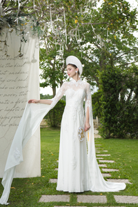 White Bridal Ao Dai | Modern Vietnamese Bridal Dress with Couture Lace (#ELENOAR) - Dream Dresses by P.M.N.