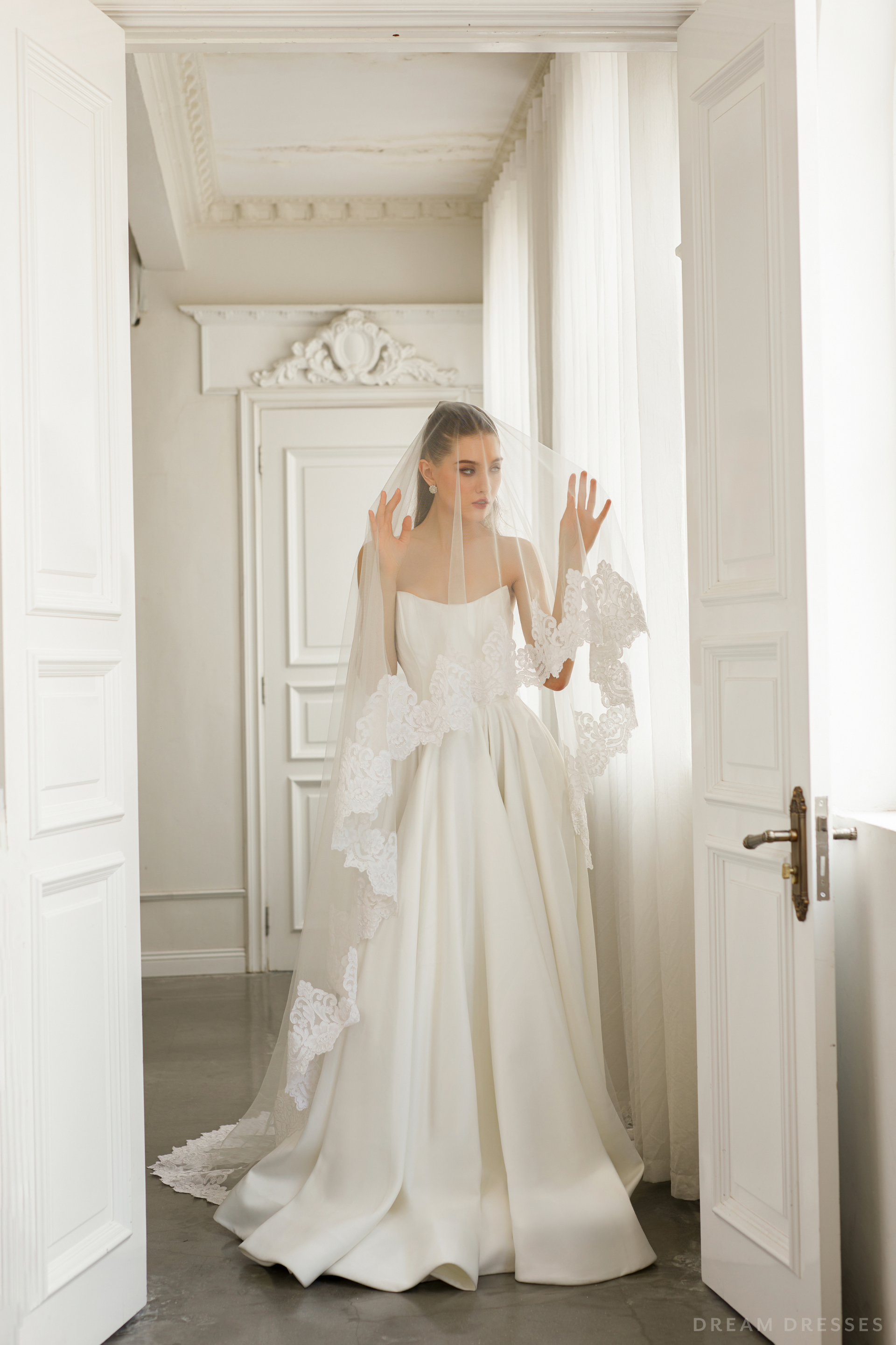 Lace Drop Veil with Blusher (#EMMY) - Dream Dresses by P.M.N.