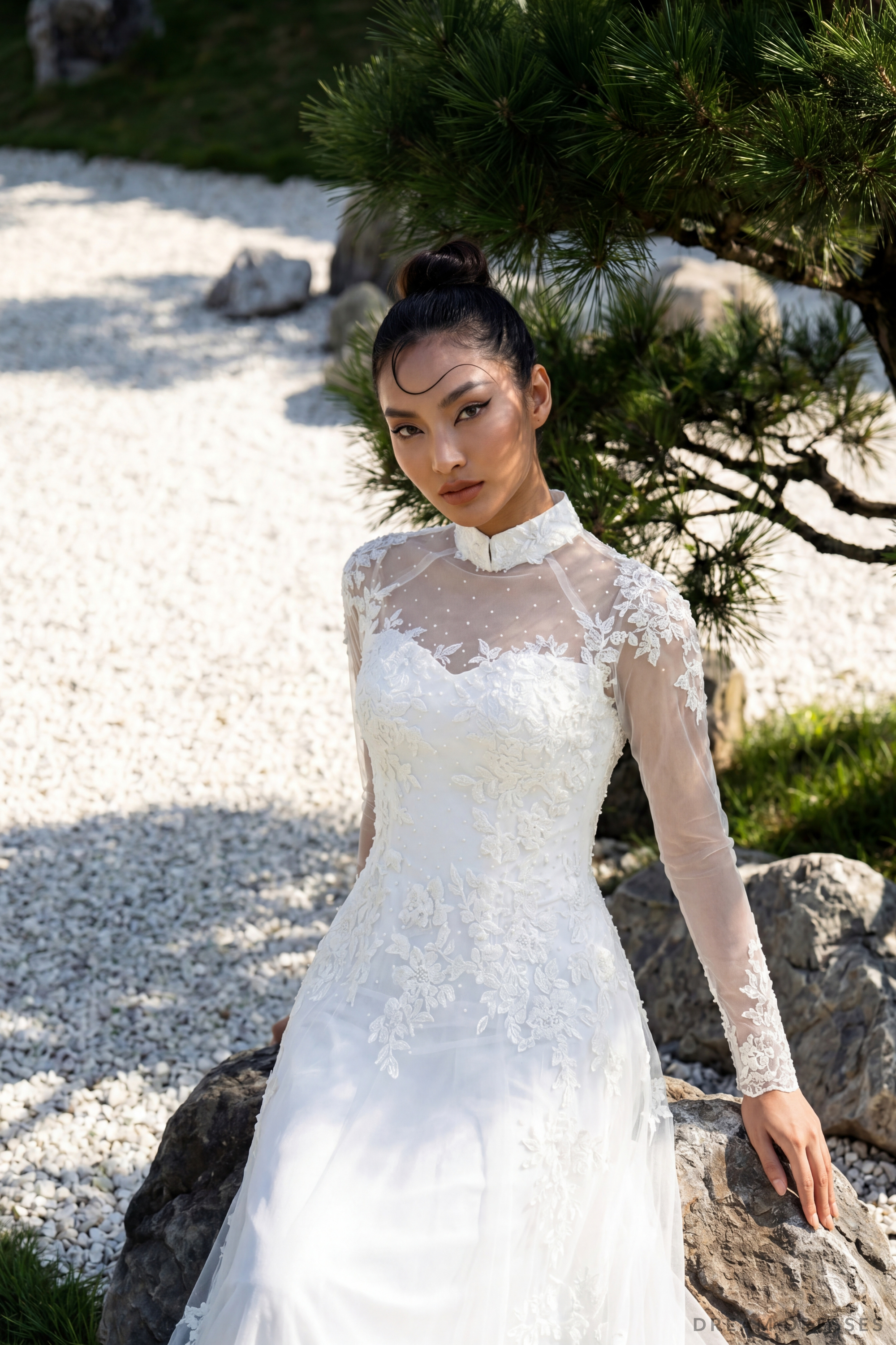 White Bridal Ao Dai | Modern Vietnamese Bridal Dress (#LING)