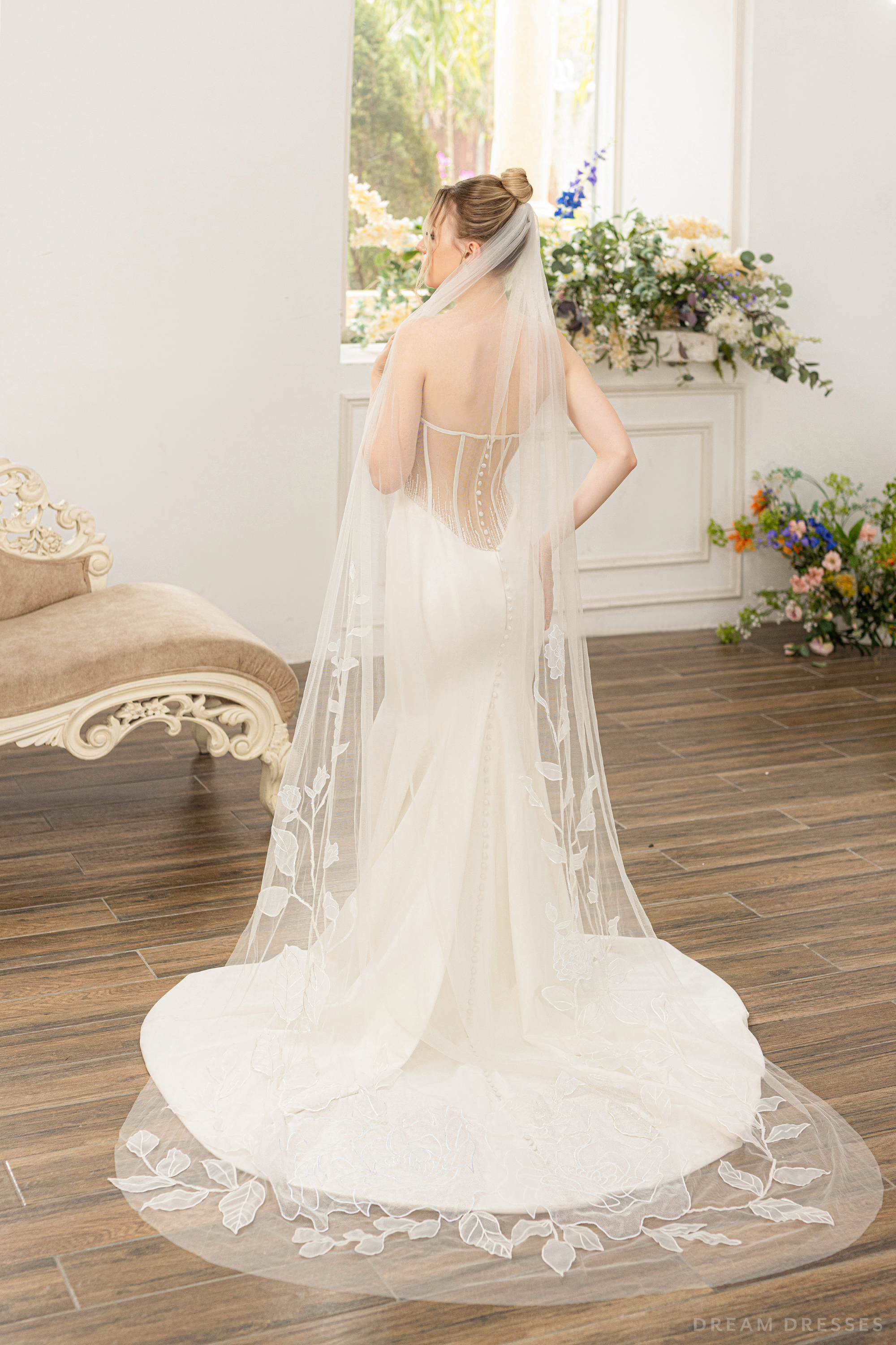 Floral Lace Wedding Veil (#AMABELLA)