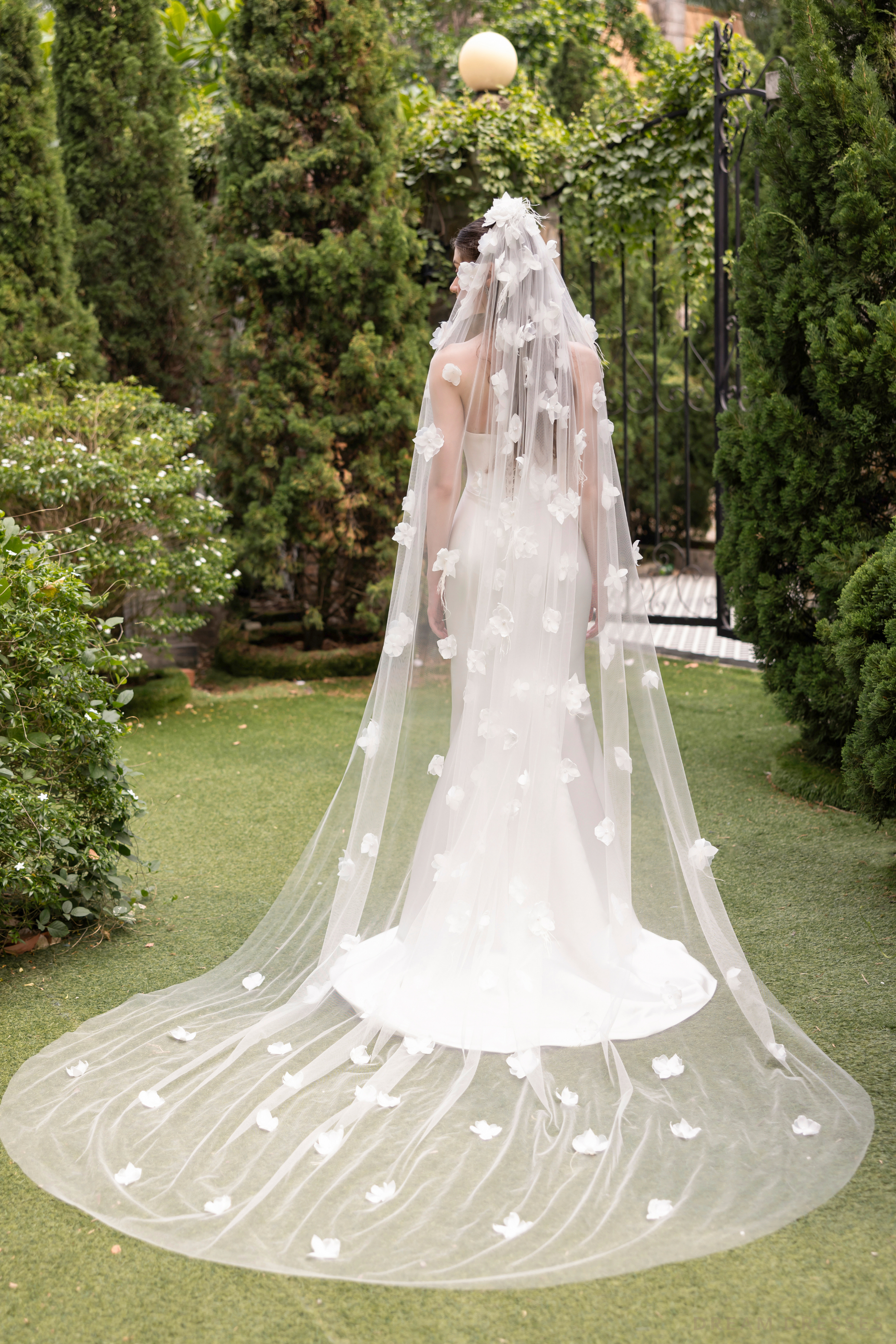 Semi Cathedral 3D Flowers Wedding Veil (#RAHA) - Dream Dresses by P.M.N.