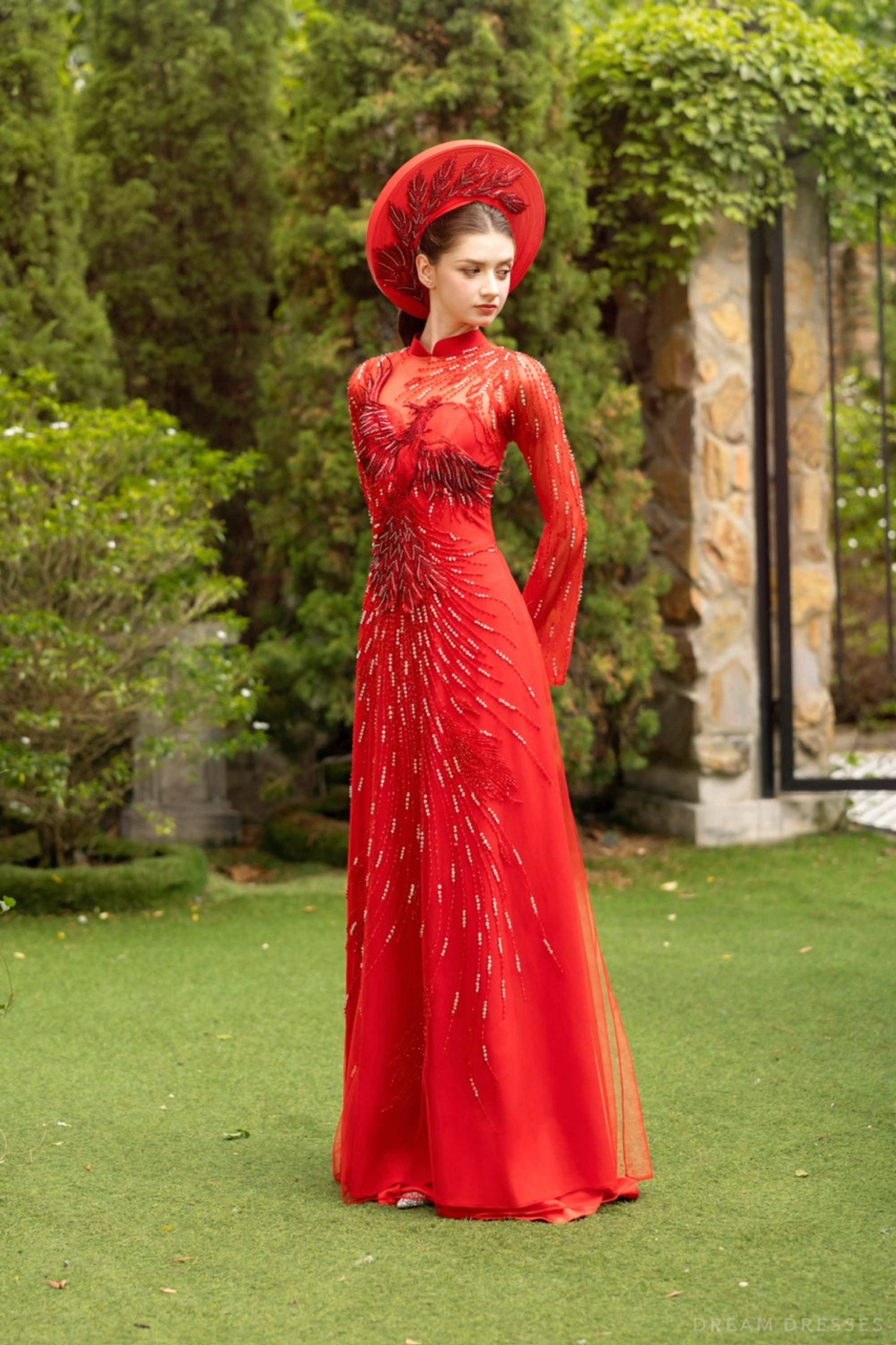 Red Phoenix Embroidered Bridal o Di Vietnamese Wedding Dress Red Phoenix Embroidered Bridal o Di Vietnamese Wedding Dress
