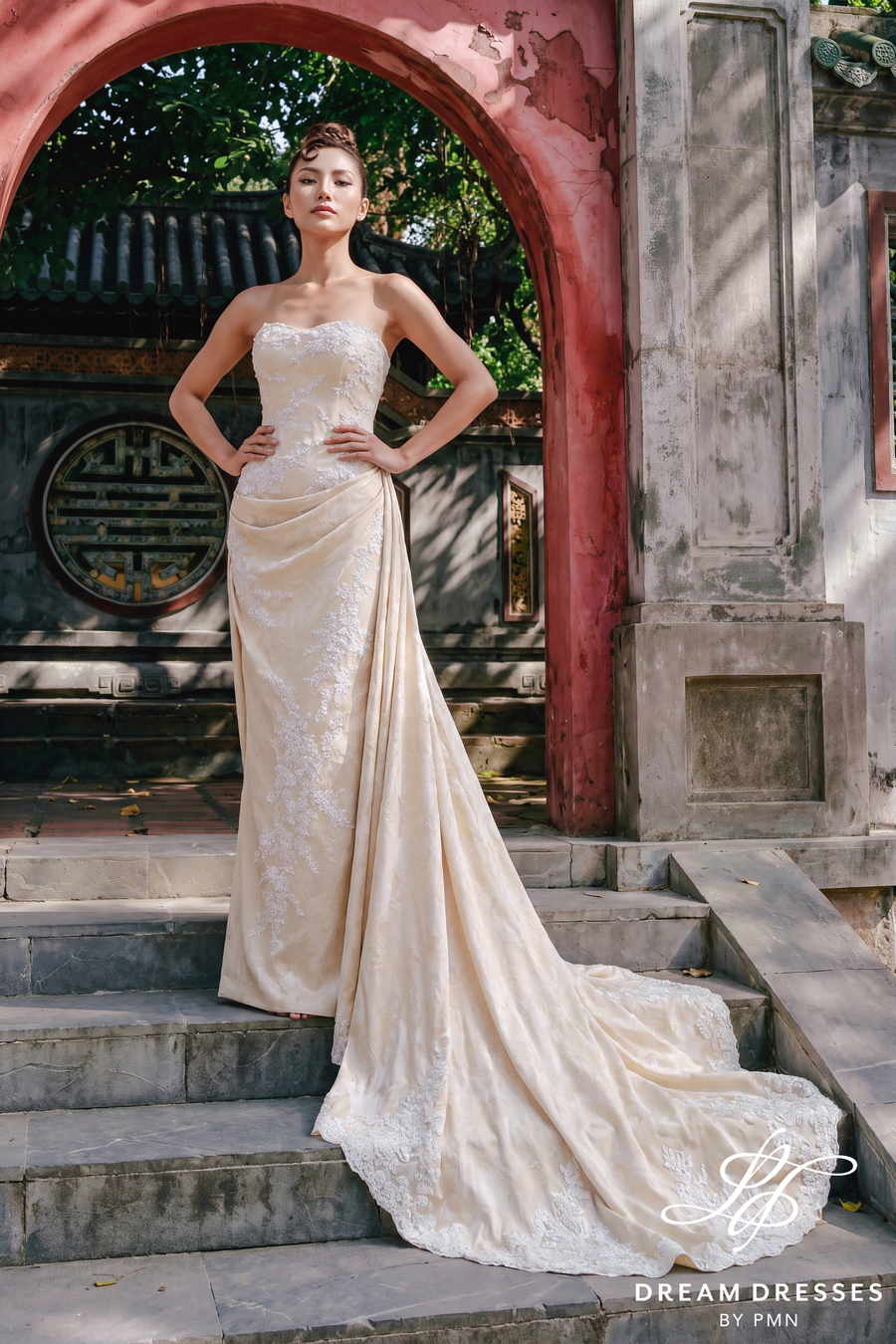 Asian-Inspired Strapless Wedding Dress (#RAN)