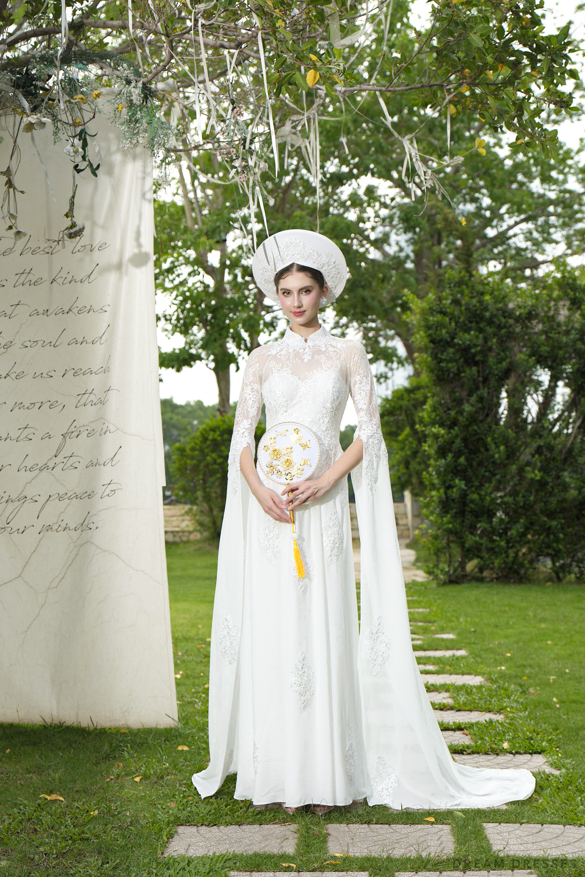 White Bridal Ao Dai | Modern Vietnamese Bridal Dress with Couture Lace (#ELENOAR) - Dream Dresses by P.M.N.
